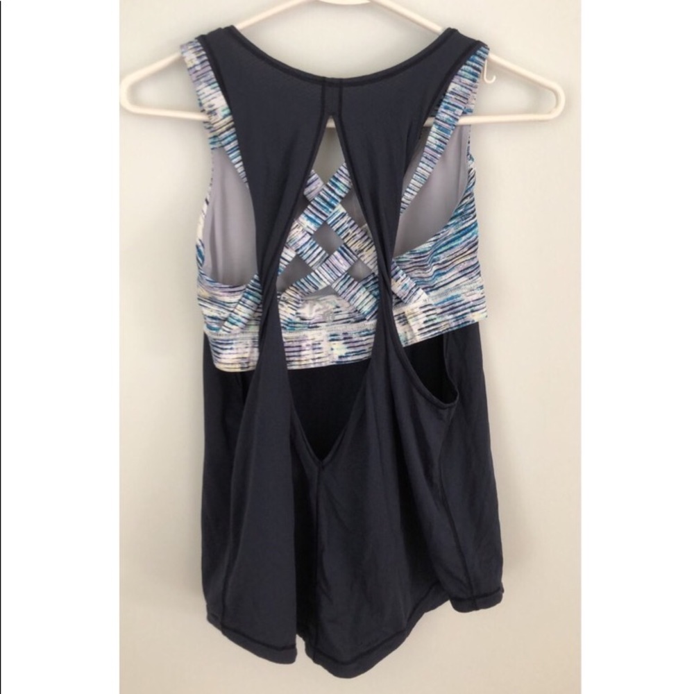 Lululemon Navy blue tank top with built in bra